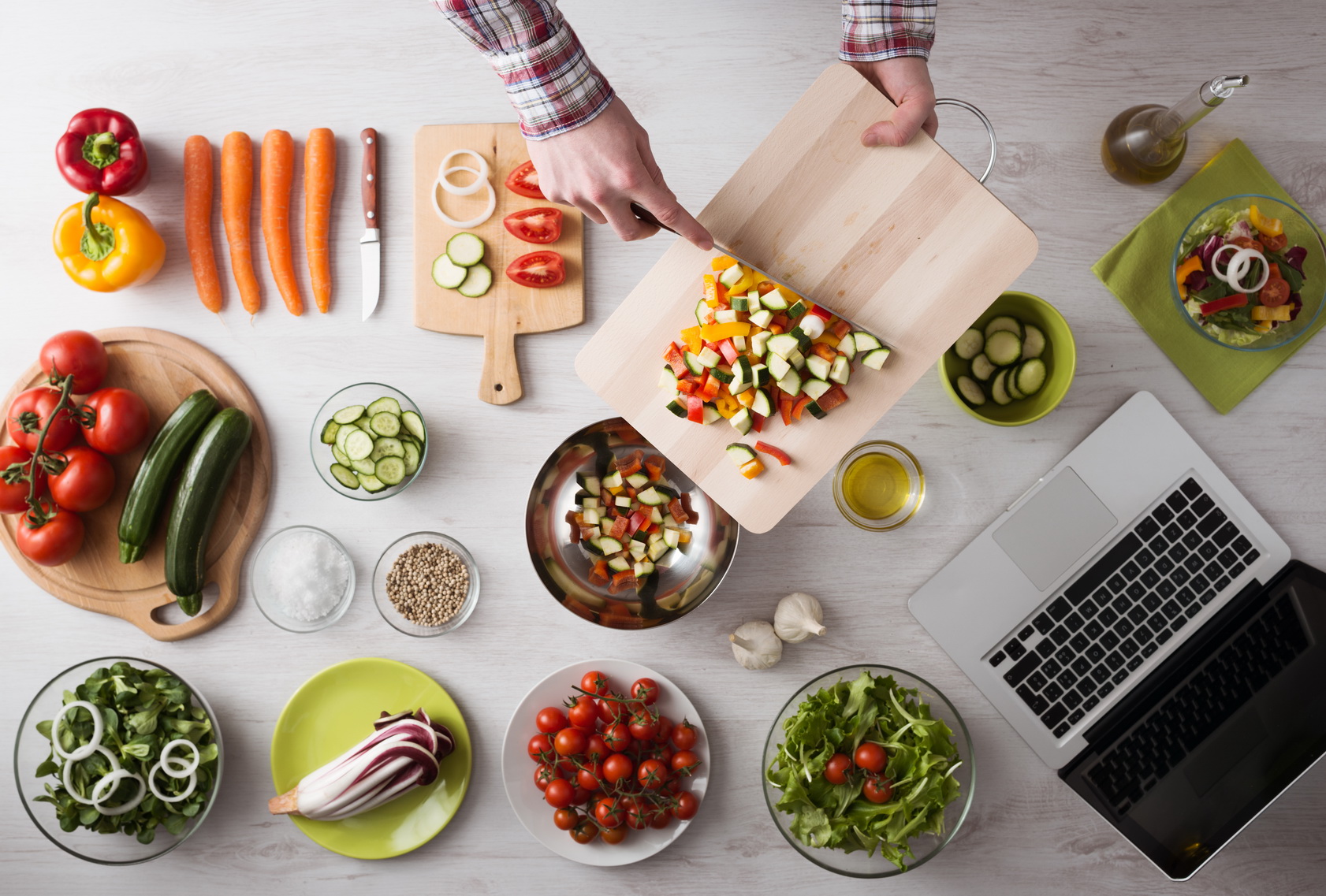 Cooking at home and the benefits