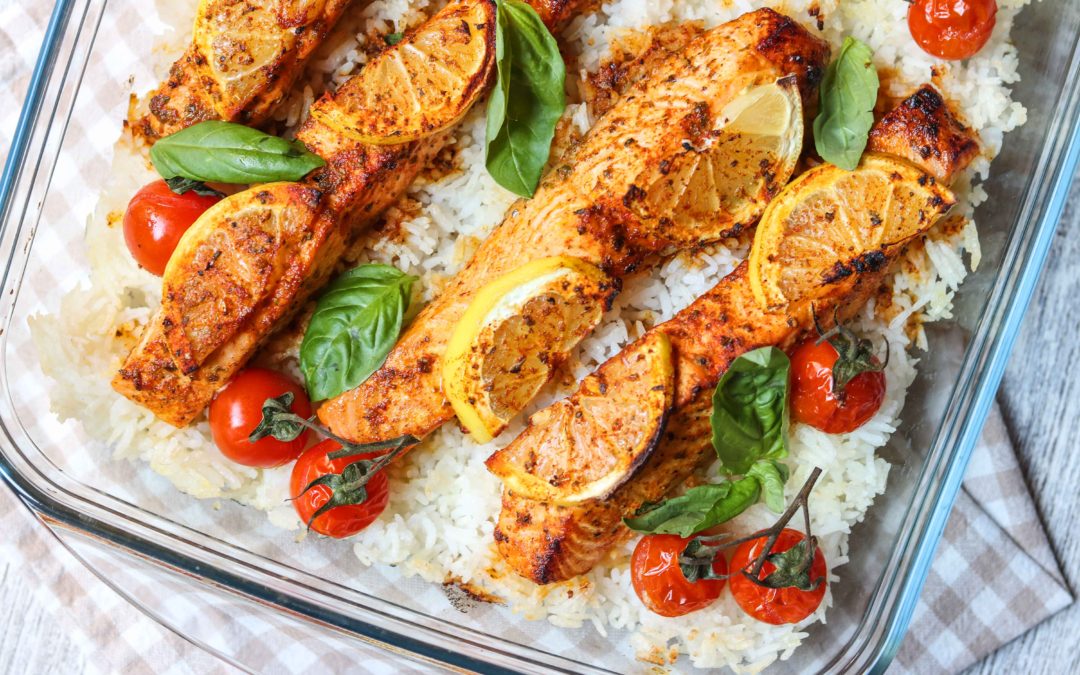 BAKED SALMON TRAY WITH RICE & TOMATOES