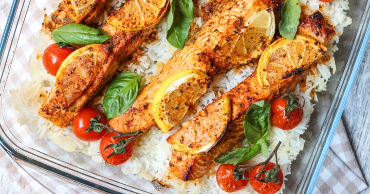 BAKED SALMON TRAY WITH RICE & TOMATOES